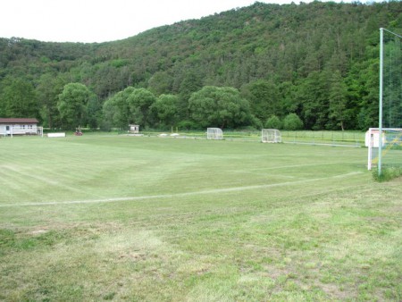 Hřiště TJ Chrustenice - květen 2011 (2)